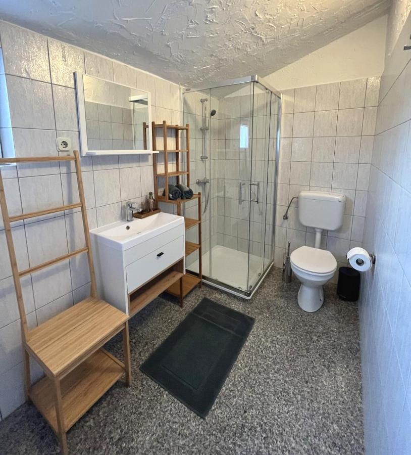 Apartment Lorun 47 Tar-Vabriga Exteriör bild
