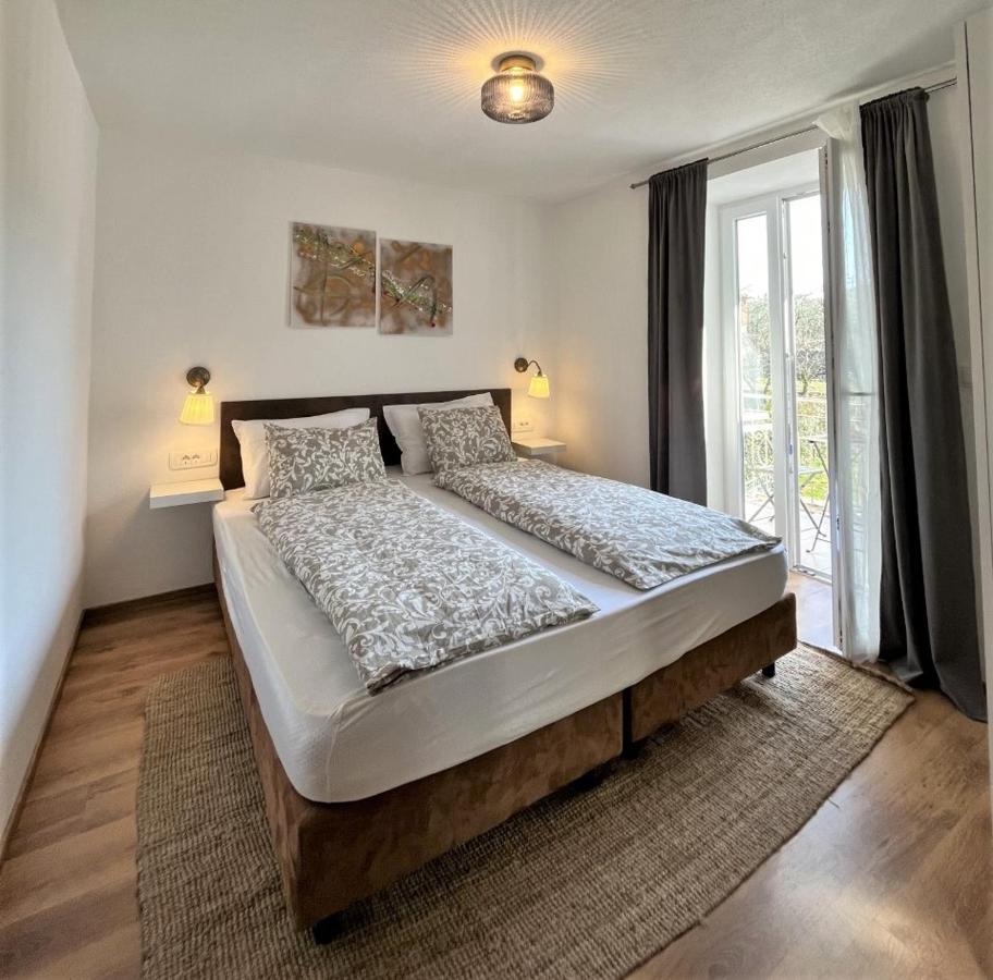 Apartment Lorun 47 Tar-Vabriga Exteriör bild