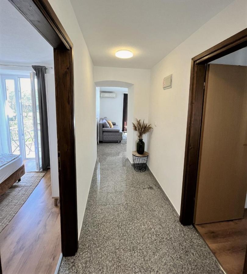 Apartment Lorun 47 Tar-Vabriga Exteriör bild